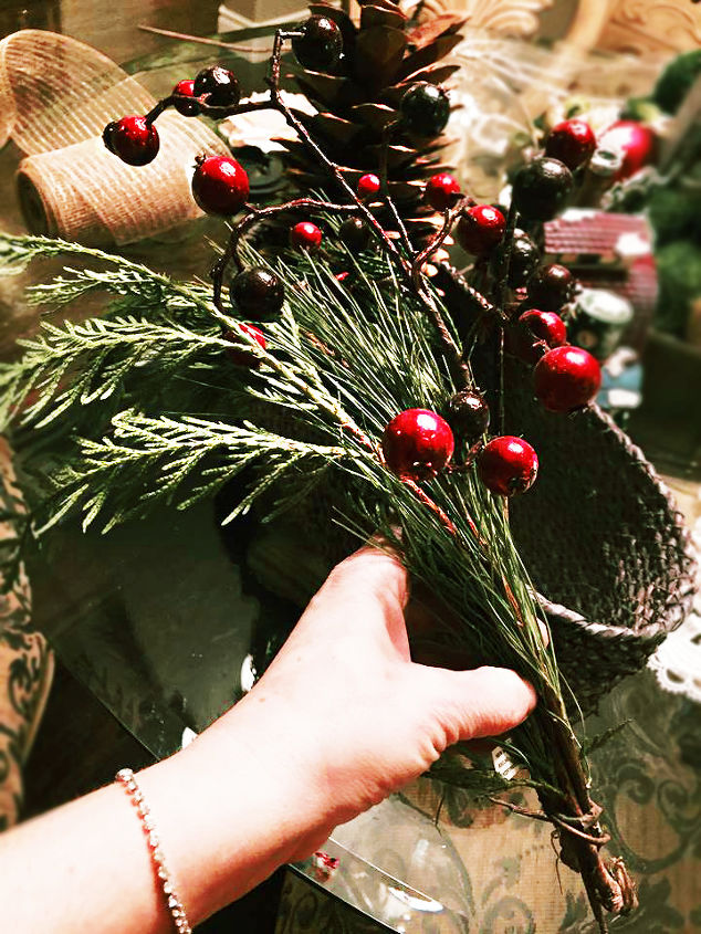 festive arrangement diy tutorial, christmas decorations, crafts, how to, seasonal holiday decor
