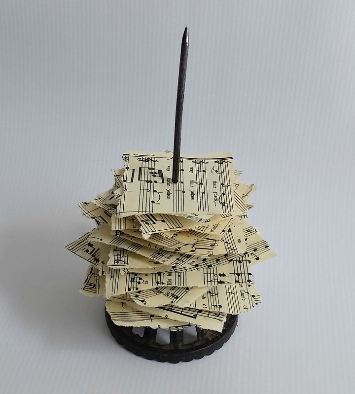 rvores de natal de papel vintage e partituras