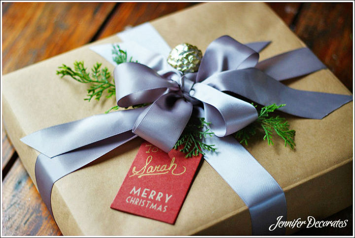 how to wrap a beautiful present, christmas decorations, crafts, how to, seasonal holiday decor