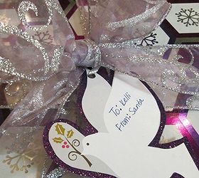 diy gift tags, christmas decorations, crafts, repurposing upcycling, seasonal holiday decor