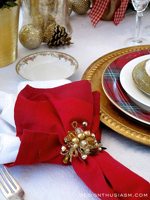 tartan roses christmas dinner, christmas decorations, dining room ideas, seasonal holiday decor