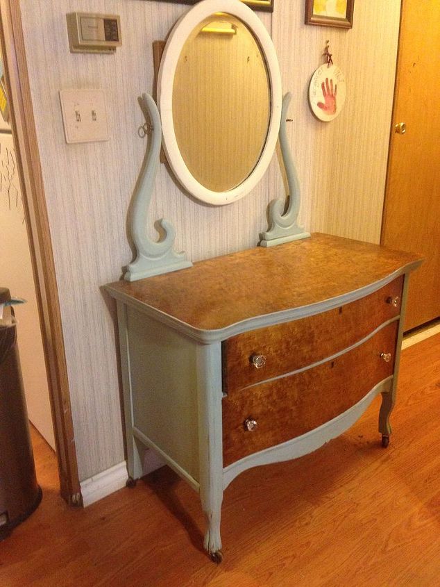 using chalk paint on a maple dresser and mirror, chalk paint, painted furniture