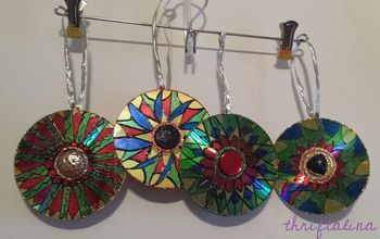 Upcycled CD Ornaments - Easy DIY Project for Last Minute Gifts