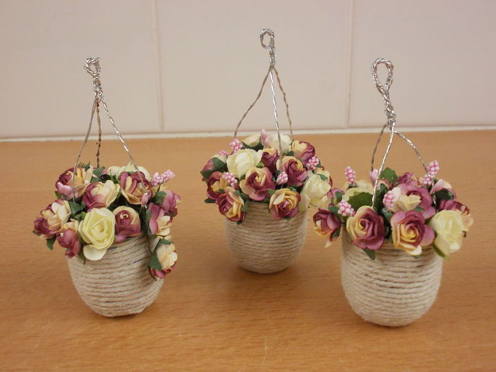 hanging baskets for a dolls house