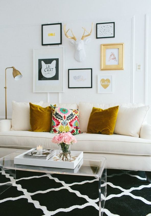 5 elementos essenciais para criar a parede de galeria perfeita em casa, theeverygirl com via Pinterest
