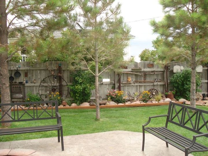 beautiful backyard winter decor, fences, gardening, outdoor living, repurposing upcycling