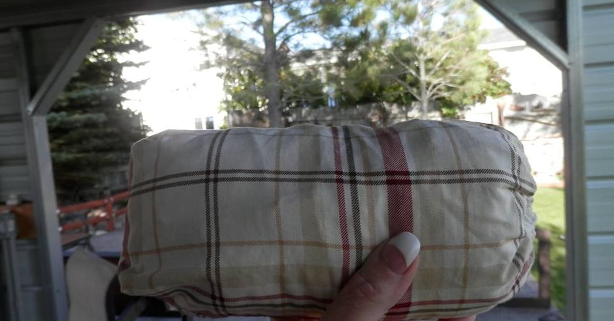 Using A Bed Sheet As An Outdoor Table Tablecloth Hometalk