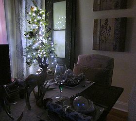 Roaming Deer Antler Christmas Tablescape Hometalk