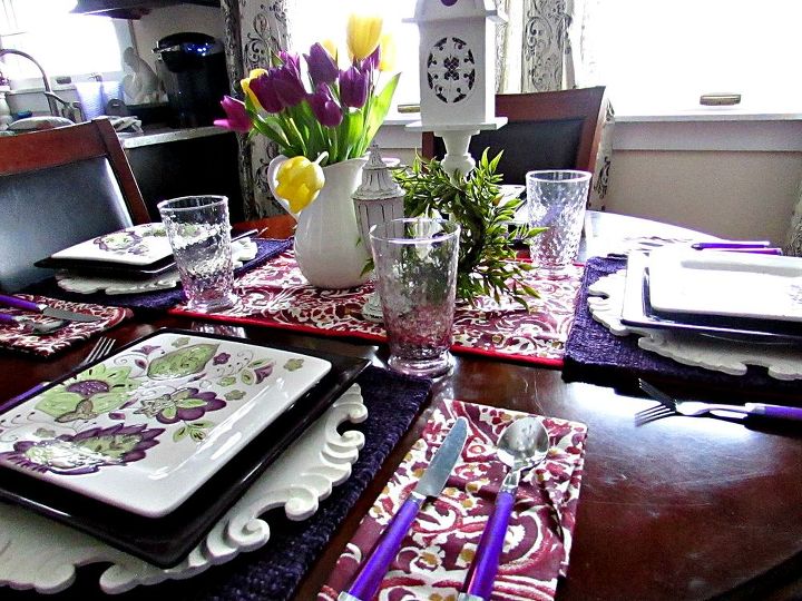 bright and cheery tulip tablescape, dining room ideas, flowers, home decor