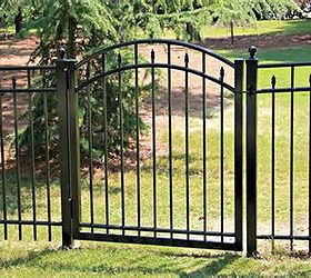 benefits of renting portable fencing, fences