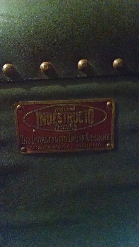 steamer wardrobe trunk