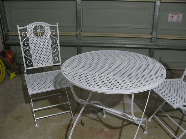 revamped and repainted outdoor set, outdoor furniture, painted furniture