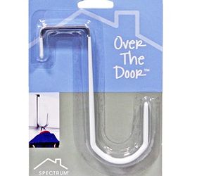 q suggestions for missing hook on over door storage system, doors, storage ideas, I need the hook part to be almost flat Also sturdy since my clothes are weighing it down quite a bit