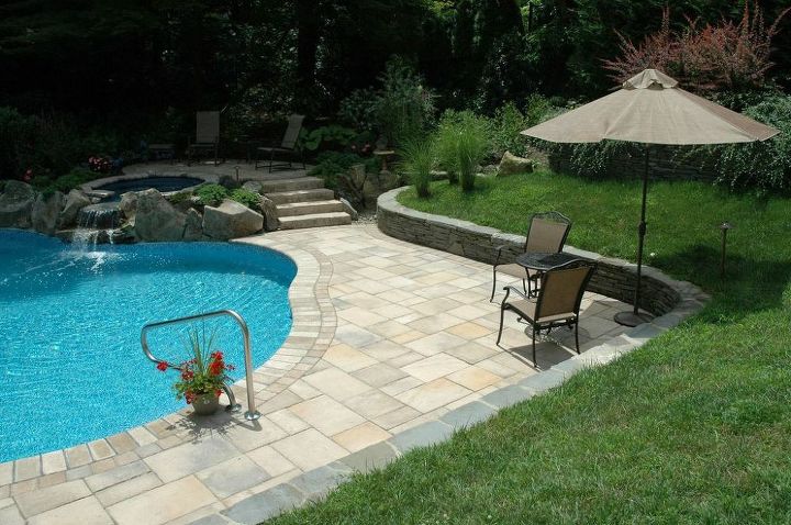 award winning project showcase freeform vinyl pool spa in manhasset, outdoor living, patio, pool designs, spas, Stacked Stone Walls Long Island NY