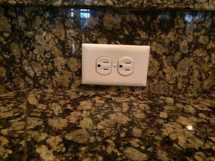 how to paint electrical outlet plates to match granite, Electrical outlet plate