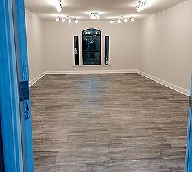 q ideas to make a painting teaching studio beautiful, craft rooms, home decor, home office, how to, wall decor, White walls and plenty of light great flooring trying to pull this together