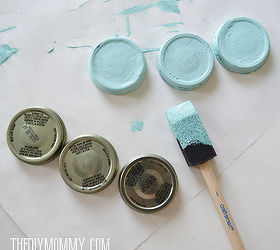 recycled spice jar solution, chalk paint, chalkboard paint, organizing, repurposing upcycling, storage ideas