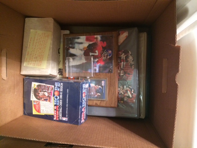 q how to store and display baseball cards, how to, organizing, storage ideas