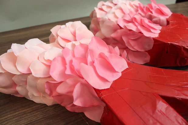 valentine s day xo rose petal wreath, crafts, seasonal holiday decor, valentines day ideas, wreaths