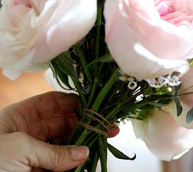 make a bridal bouquet, crafts, flowers, how to
