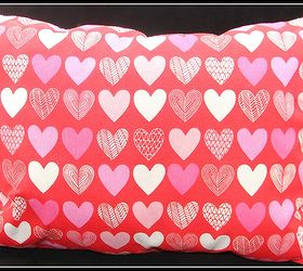 valentine s day no sew pillow, crafts, how to, seasonal holiday decor, valentines day ideas
