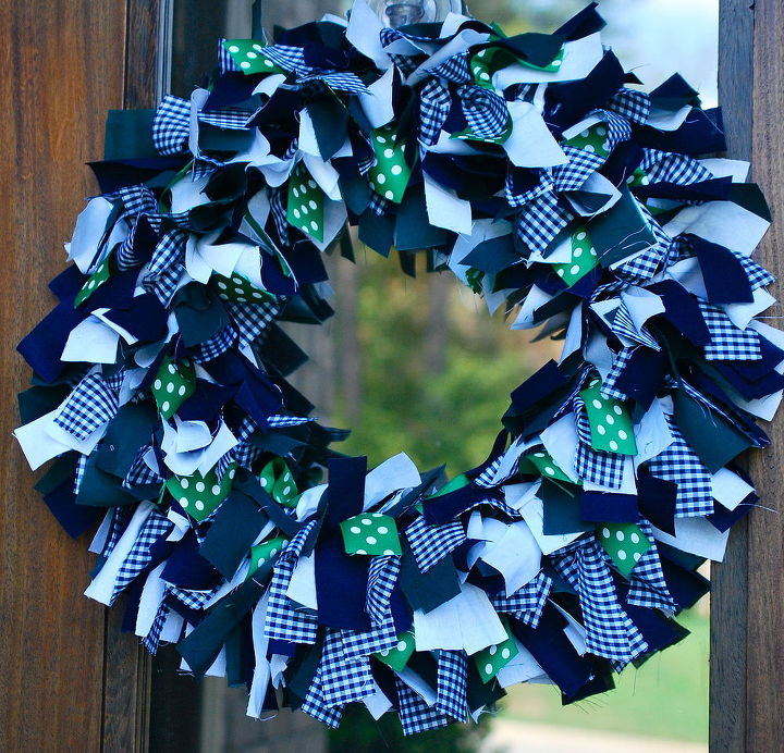 school spirit rag wreath, crafts, how to, wreaths