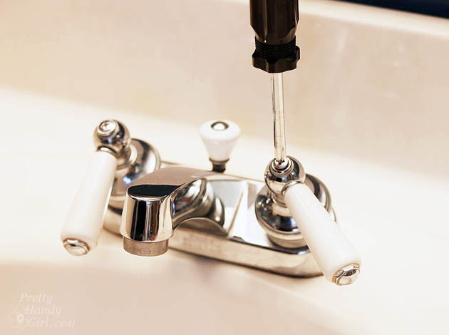 fix a leaky faucet in 10 minutes, bathroom ideas, home maintenance repairs, how to, plumbing