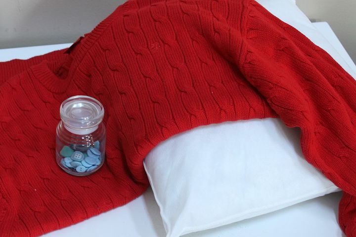 valentine sweater pillow, crafts, repurposing upcycling, seasonal holiday decor, reupholster, valentines day ideas
