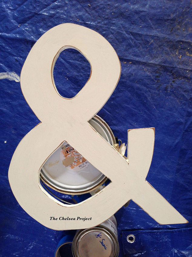 diy custom sized ampersand, chalk paint, crafts, home decor, how to, wall decor