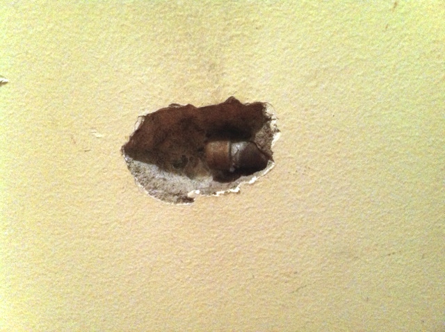 q how to cover a big hole in the wall, home maintenance repairs, how to