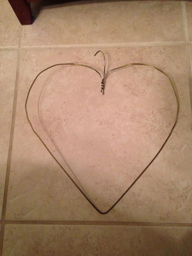 2 simple and sweet argyle valentine heart wreath