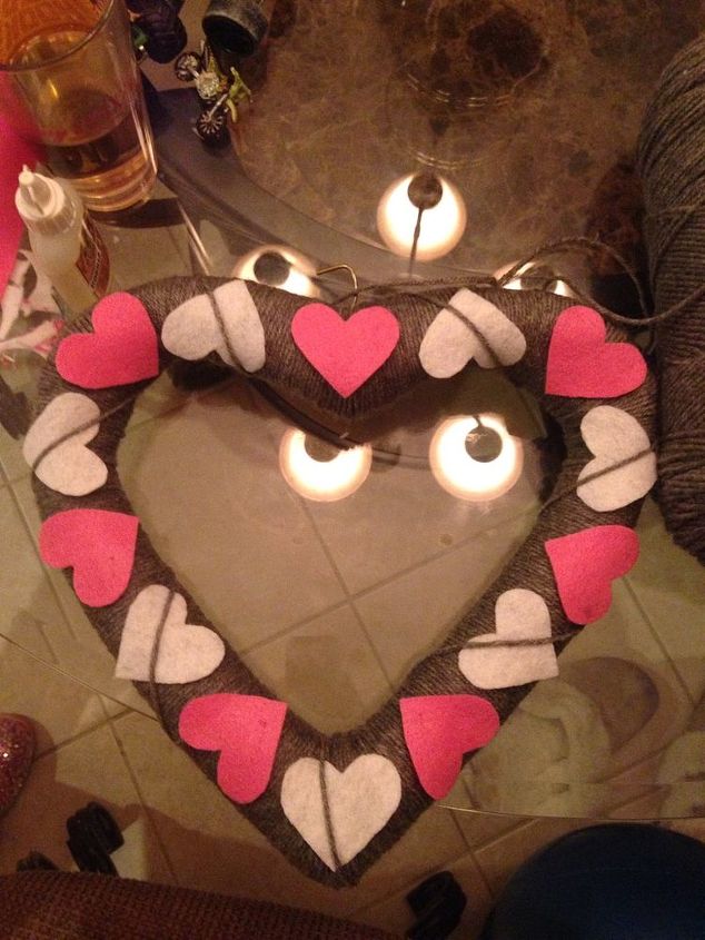 simple and sweet argyle valentine heart wreath, crafts, how to, repurposing upcycling, seasonal holiday decor, valentines day ideas, wreaths