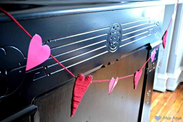 diy yarn wrapped valentine s heart garland, crafts, how to, seasonal holiday decor, valentines day ideas