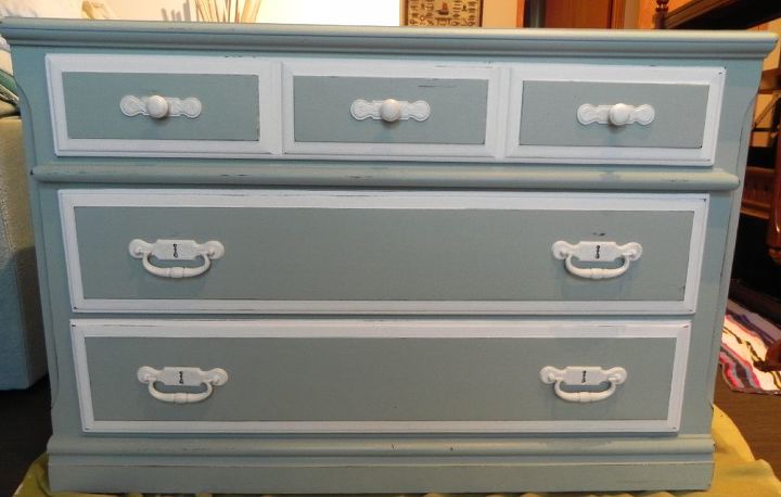 complete transformation of an old dresser, chalk paint, painted furniture