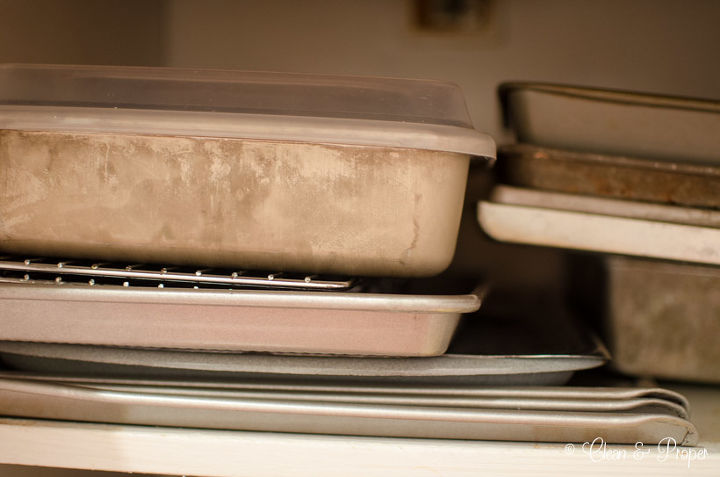 3 tricks to clean baking sheets, cleaning tips