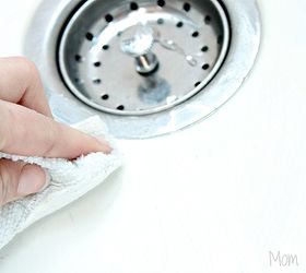 diy soft scrub recipe for cleaning ceramic sinks and bathtubs, cleaning tips, go green