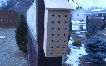 Usar madera de desecho para hacer una casa de abejas nativas