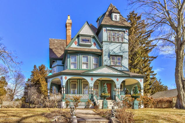 a queen anne victorian house listing, architecture, home decor, real estate