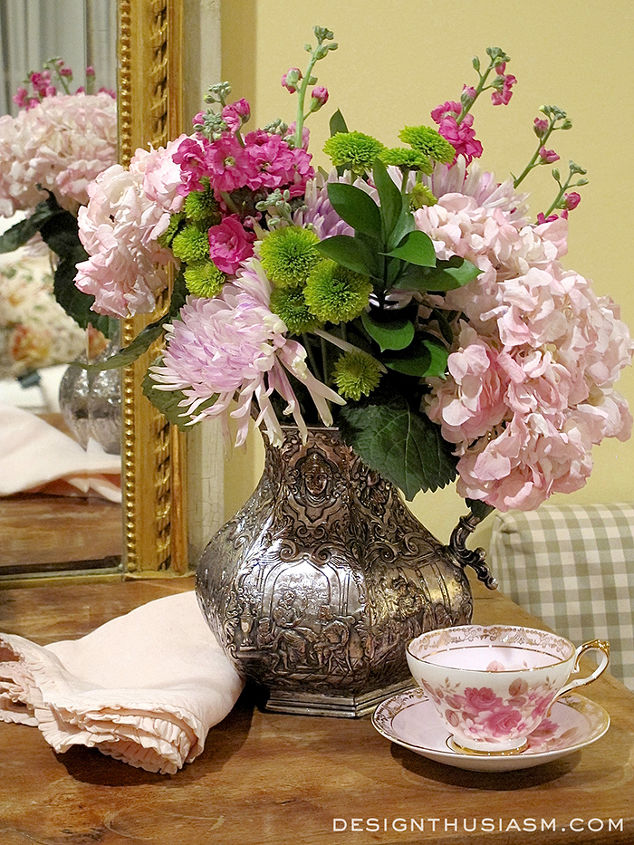 romantic february floral, flowers, home decor, hydrangea, seasonal holiday decor, valentines day ideas