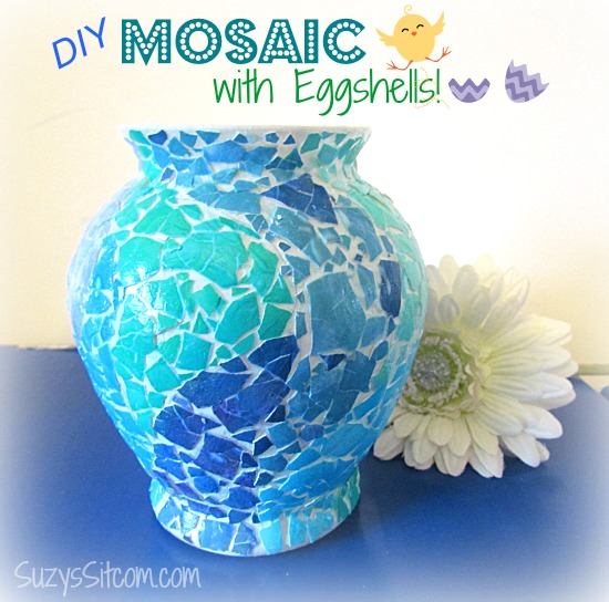 crear un jarron de mosaico con cascaras de huevo
