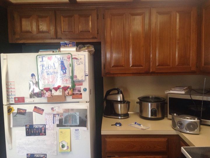 q 80 s kitchen in need of a facelift, home improvement, kitchen design