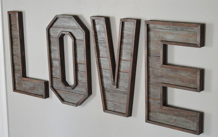 pallet wood letters, crafts, diy, pallet, repurposing upcycling, rustic furniture, woodworking projects