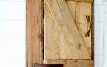 DIY Barn Door Cabinet #ReclaimedWood
