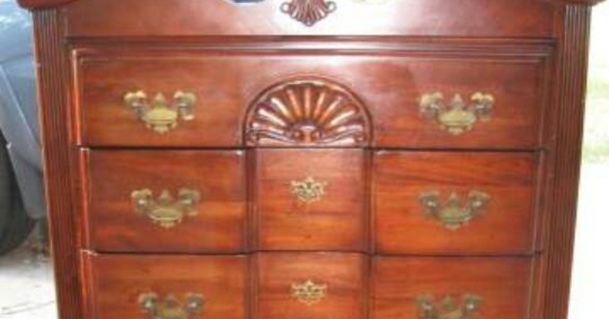 Damaged Queen Anne Dresser And Table To One Piece Princess Dresser