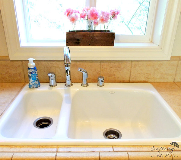 how to clean a white sink, cleaning tips, how to