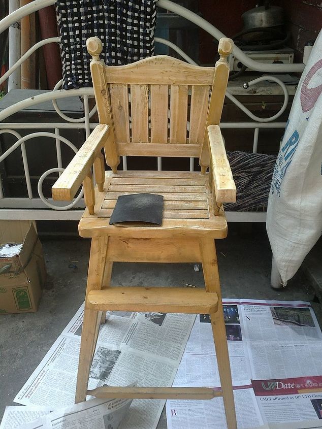 cadeira velha redesenhada