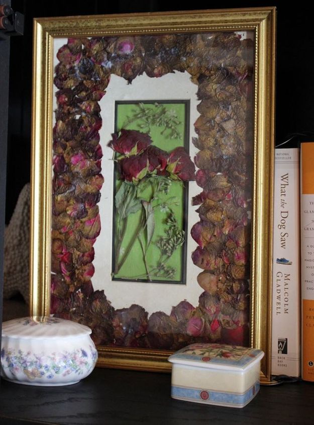 how to create a dried flowers frame, crafts, flowers, home decor, how to, repurposing upcycling
