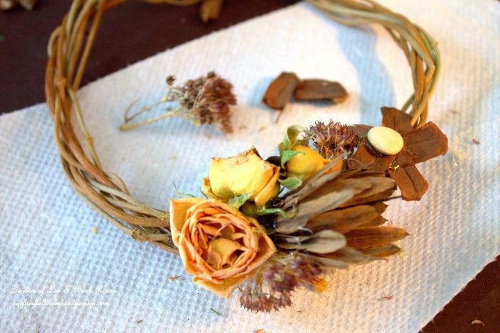 spring wreaths from your garden, crafts, flowers, gardening, how to, seasonal holiday decor, wreaths, Glue the dried materials onto your wreath