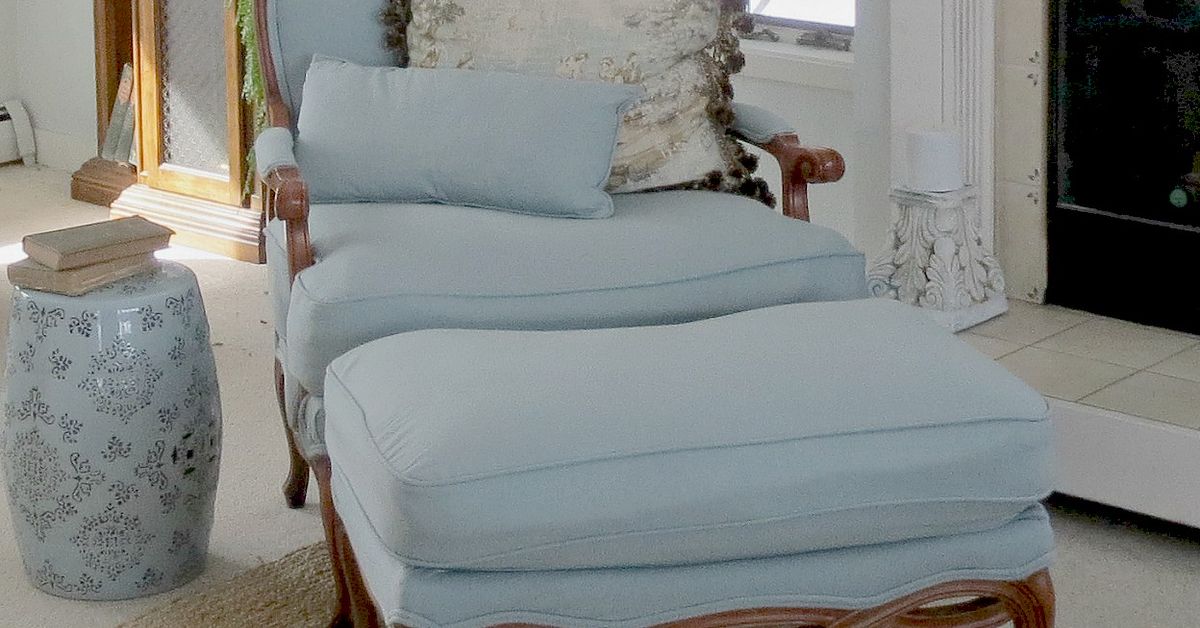 Cost Of Reupholstering A Couch