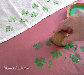 make your own paint stamp with a potato, crafts, how to, repurposing upcycling, seasonal holiday decor